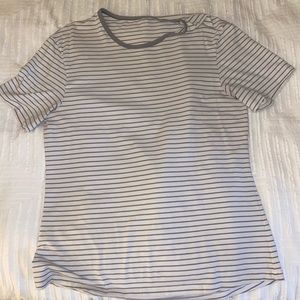 sz L striped LULULEMON SHIRT